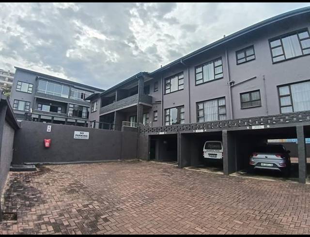 2 BEDROOM APARTMENT FOR SALE IN MANABA BEACH